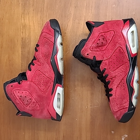 Air Jordan 6 Retro GS Toro Bravo Children's Sneakers 384665-600 Size 5Y - Picture 11 of 17